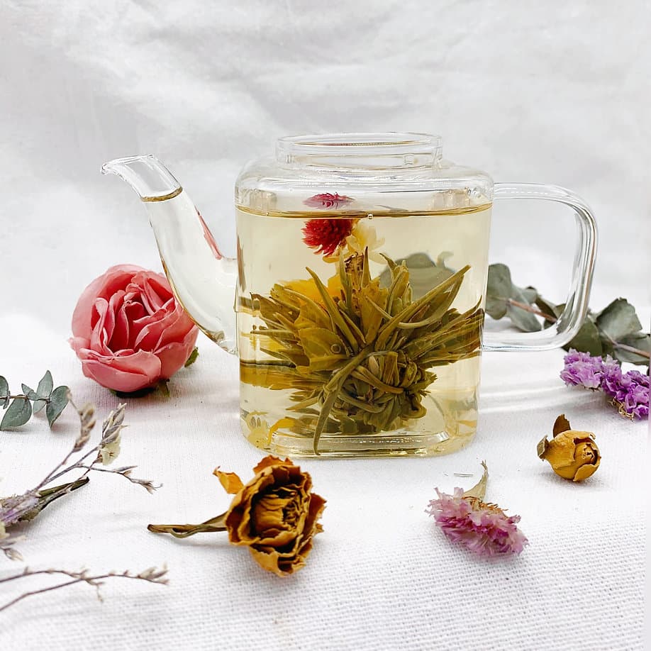 Beth’s Afternoon Tea Petite Tin – Classic Elegance